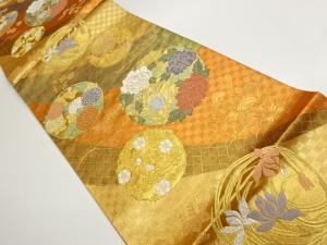 高島織物製　曲線に花輪・草花・古典柄模様織出し袋帯